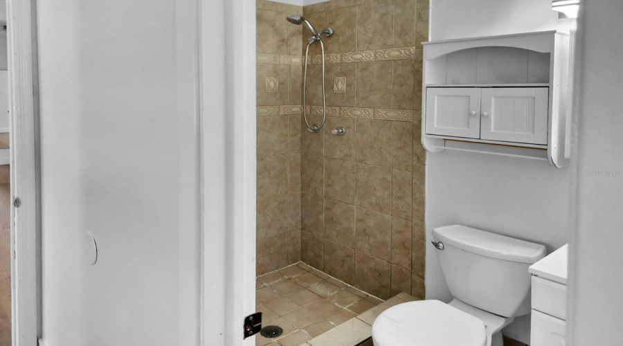 Orlando, Florida 32807, 4 Bedroom Bedrooms, ,2 Bathroombathrooms,Residential,For Sale,Santiago,0,Mfro6399783