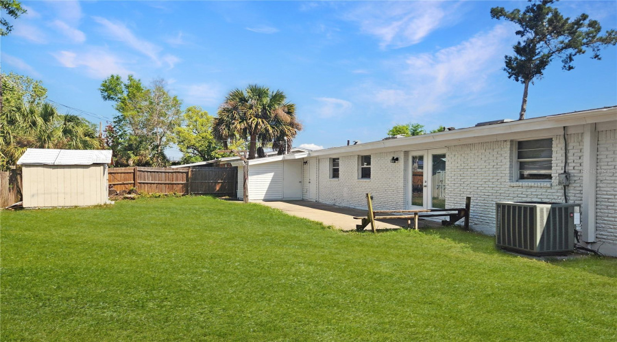 Orlando, Florida 32807, 4 Bedroom Bedrooms, ,2 Bathroombathrooms,Residential,For Sale,Santiago,0,Mfro6399783
