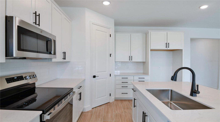St Cloud, Florida 34772, 4 Bedroom Bedrooms, ,3 Bathroombathrooms,Residential,For Sale,Crooked Creek,0,Mfrs5130456