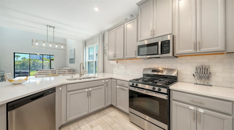 Nokomis, Florida 34275, 4 Bedroom Bedrooms, ,3 Bathroombathrooms,Residential,For Sale,Isla Palma,0,Mfra4700872