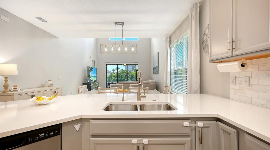 Nokomis, Florida 34275, 4 Bedroom Bedrooms, ,3 Bathroombathrooms,Residential,For Sale,Isla Palma,0,Mfra4700872