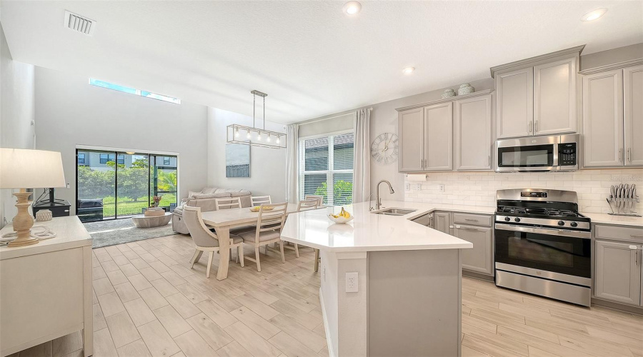 Nokomis, Florida 34275, 4 Bedroom Bedrooms, ,3 Bathroombathrooms,Residential,For Sale,Isla Palma,0,Mfra4700872