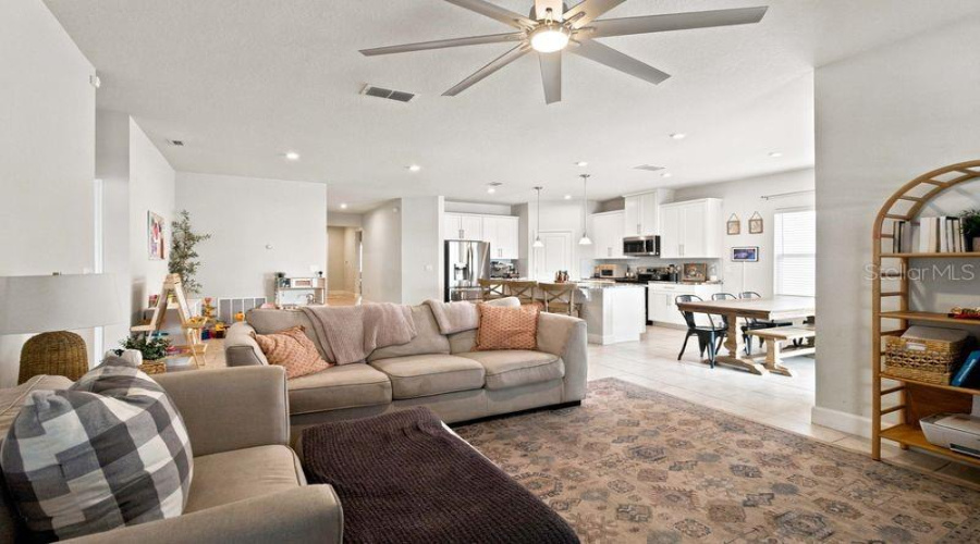 St Cloud, Florida 34771, 4 Bedroom Bedrooms, ,2 Bathroombathrooms,Residential,For Sale,Toulouse,0,Mfrs5156359