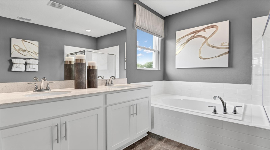 Tavares, Florida 32778, 4 Bedroom Bedrooms, ,3 Bathroombathrooms,Residential,For Sale,Blue Star,0,Mfrs5151823