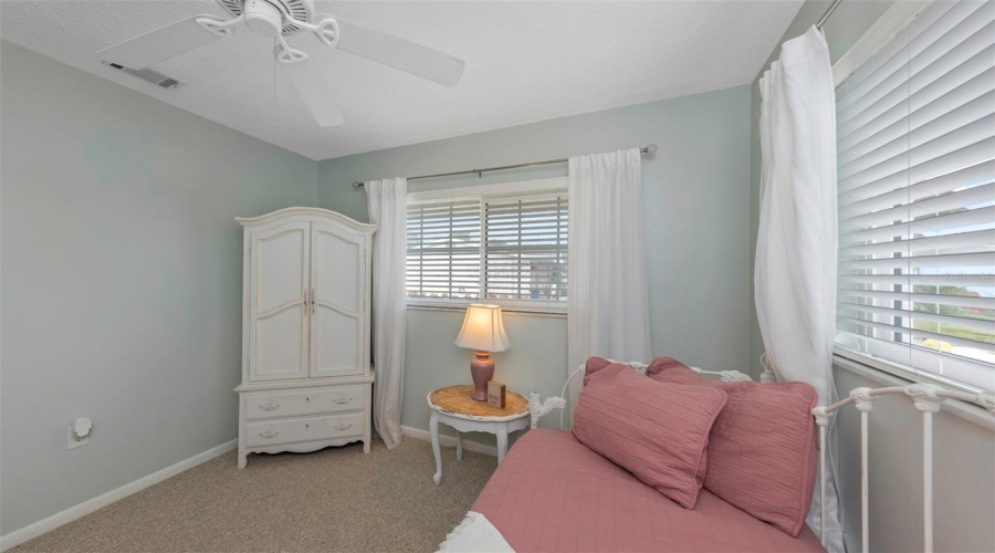 Pinellas Park, Florida 33782, 2 Bedroom Bedrooms, ,1 Bathroombathrooms,Residential,For Sale,Tulip,0,Mfrtb8540882
