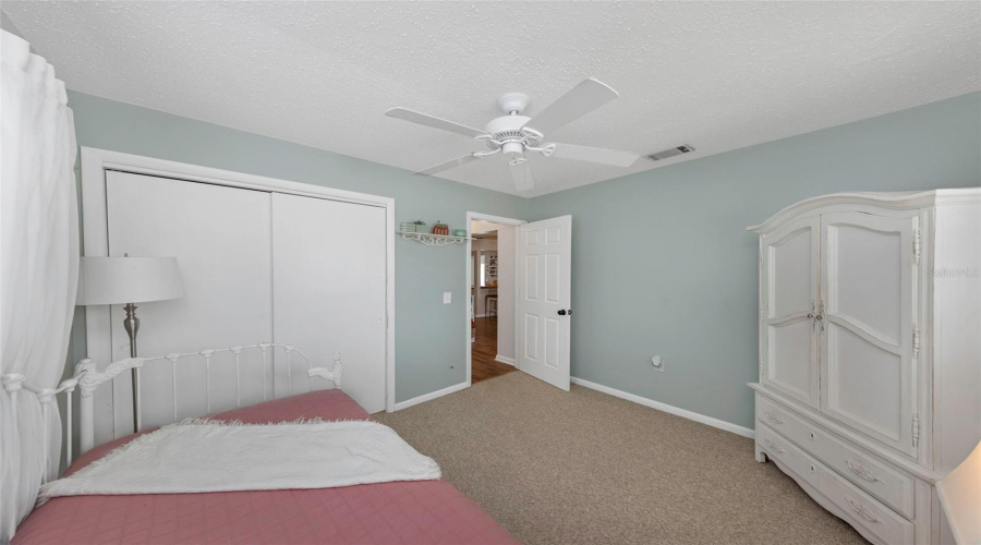 Pinellas Park, Florida 33782, 2 Bedroom Bedrooms, ,1 Bathroombathrooms,Residential,For Sale,Tulip,0,Mfrtb8540882