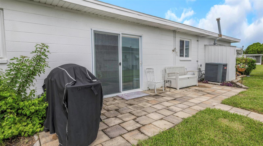 Pinellas Park, Florida 33782, 2 Bedroom Bedrooms, ,1 Bathroombathrooms,Residential,For Sale,Tulip,0,Mfrtb8540882