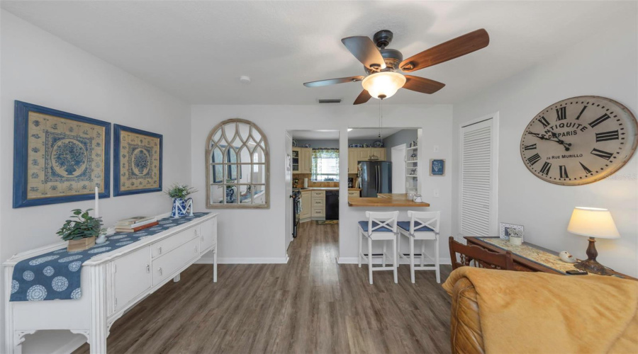 Pinellas Park, Florida 33782, 2 Bedroom Bedrooms, ,1 Bathroombathrooms,Residential,For Sale,Tulip,0,Mfrtb8540882
