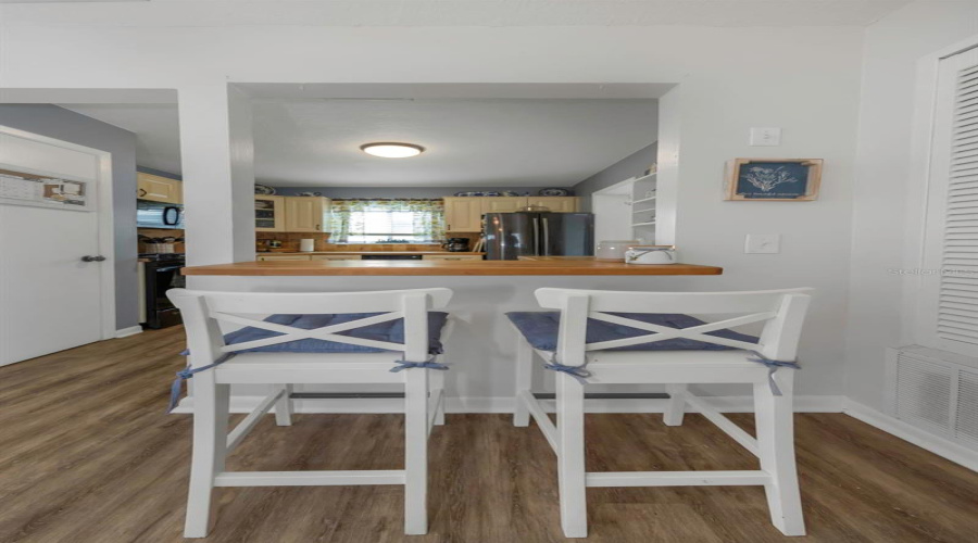 Pinellas Park, Florida 33782, 2 Bedroom Bedrooms, ,1 Bathroombathrooms,Residential,For Sale,Tulip,0,Mfrtb8540882