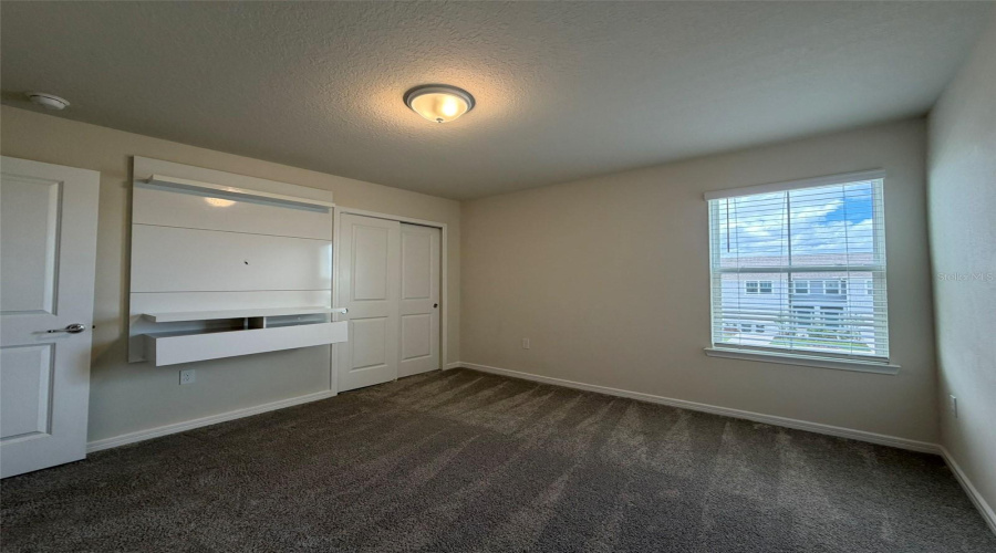 Davenport, Florida 33896, 3 Bedroom Bedrooms, ,2 Bathroombathrooms,Residential,For Sale,Stunning,0,Mfro6381260