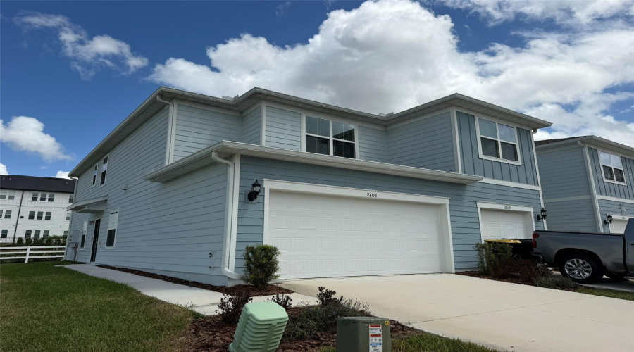 Davenport, Florida 33896, 3 Bedroom Bedrooms, ,2 Bathroombathrooms,Residential,For Sale,Stunning,0,Mfro6381260