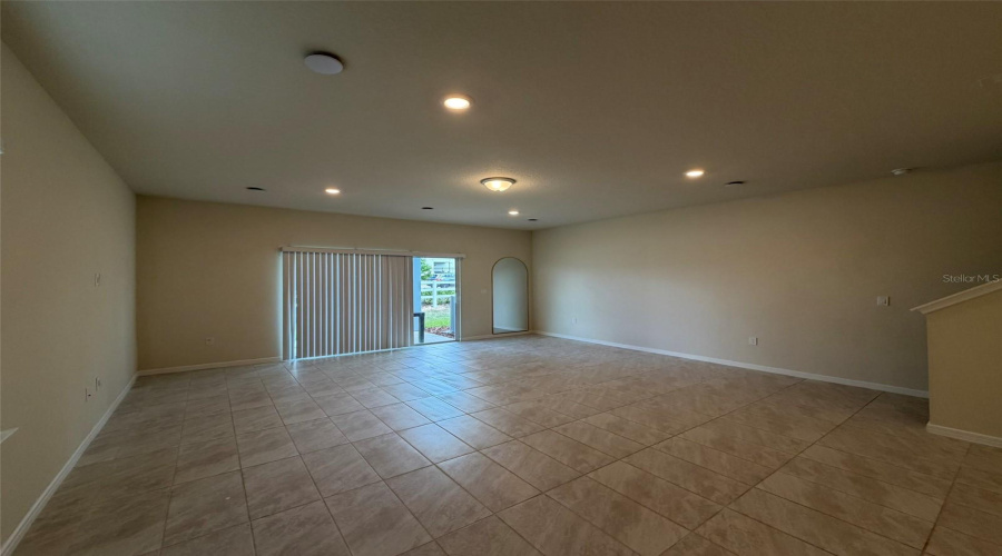 Davenport, Florida 33896, 3 Bedroom Bedrooms, ,2 Bathroombathrooms,Residential,For Sale,Stunning,0,Mfro6381260