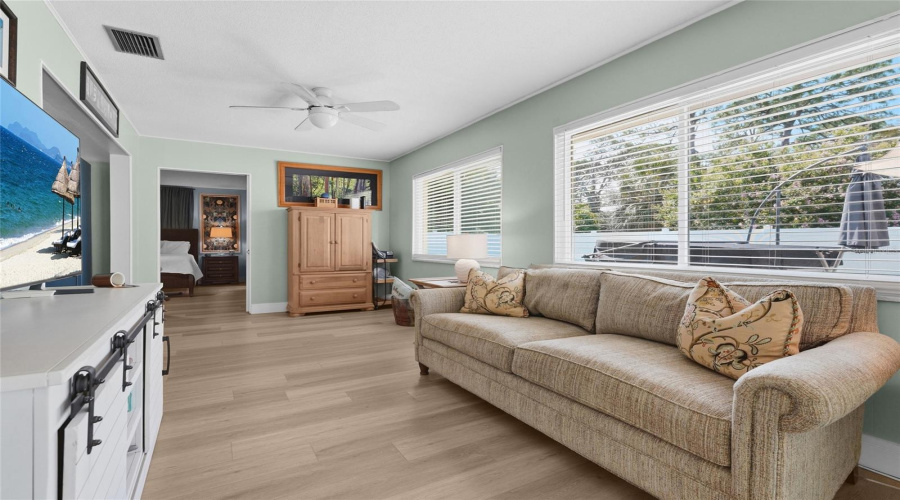 Sarasota, Florida 34231, 2 Bedroom Bedrooms, ,2 Bathroombathrooms,Residential,For Sale,Savage,0,Mfra4703273