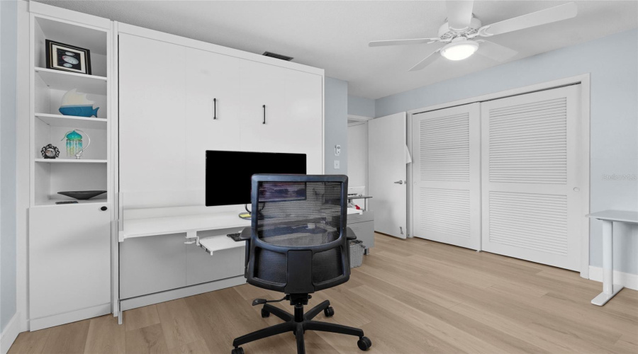 Sarasota, Florida 34231, 2 Bedroom Bedrooms, ,2 Bathroombathrooms,Residential,For Sale,Savage,0,Mfra4703273