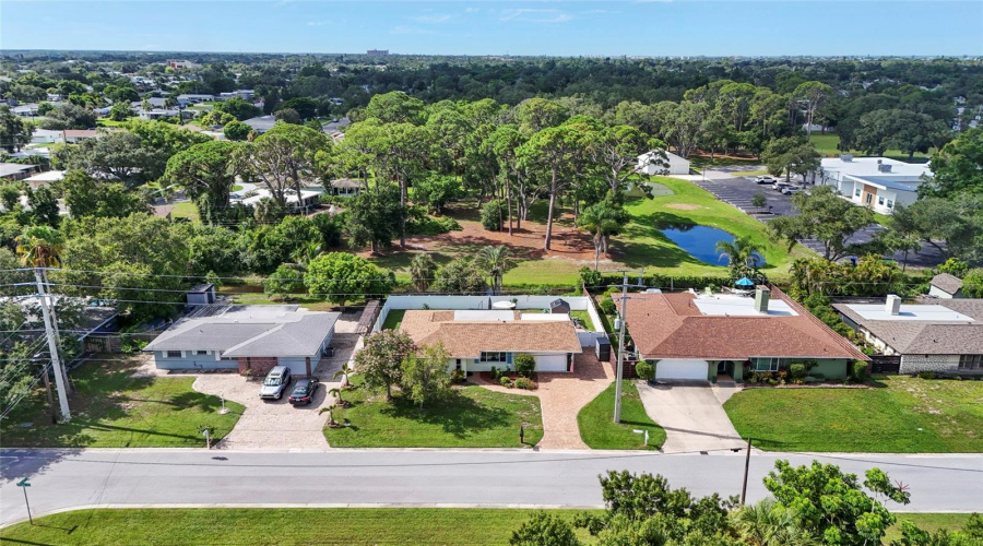 Sarasota, Florida 34231, 2 Bedroom Bedrooms, ,2 Bathroombathrooms,Residential,For Sale,Savage,0,Mfra4703273