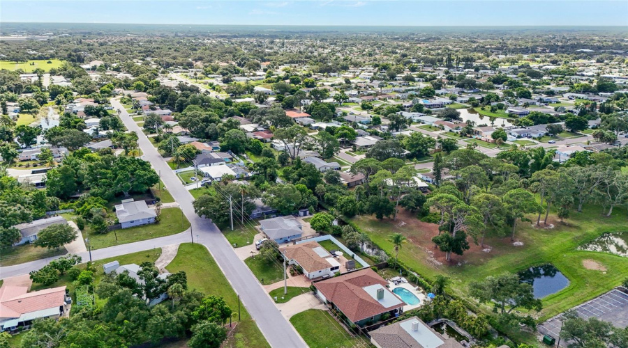 Sarasota, Florida 34231, 2 Bedroom Bedrooms, ,2 Bathroombathrooms,Residential,For Sale,Savage,0,Mfra4703273