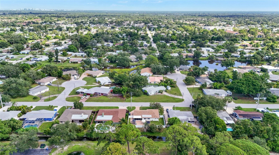 Sarasota, Florida 34231, 2 Bedroom Bedrooms, ,2 Bathroombathrooms,Residential,For Sale,Savage,0,Mfra4703273