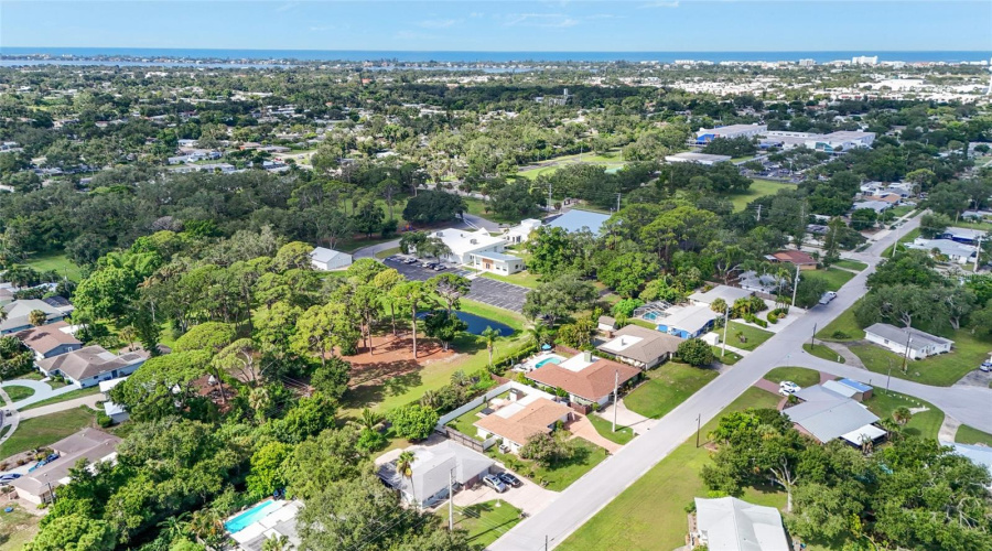 Sarasota, Florida 34231, 2 Bedroom Bedrooms, ,2 Bathroombathrooms,Residential,For Sale,Savage,0,Mfra4703273