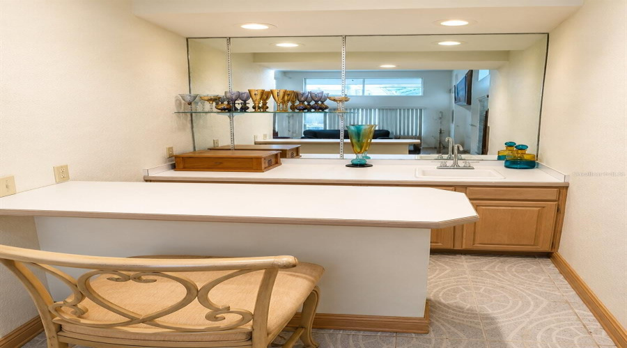 Dunedin, Florida 34698, 4 Bedroom Bedrooms, ,3 Bathroombathrooms,Residential,For Sale,Weathersfield,0,Mfrtb8542748