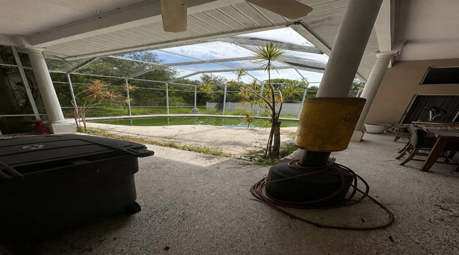 Dunedin, Florida 34698, 4 Bedroom Bedrooms, ,3 Bathroombathrooms,Residential,For Sale,Weathersfield,0,Mfrtb8542748