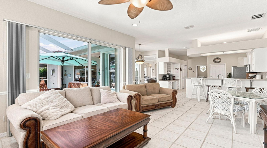 Abundant Natural Light
