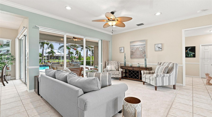 Living Room With Pool Views &Amp; Lanai Access