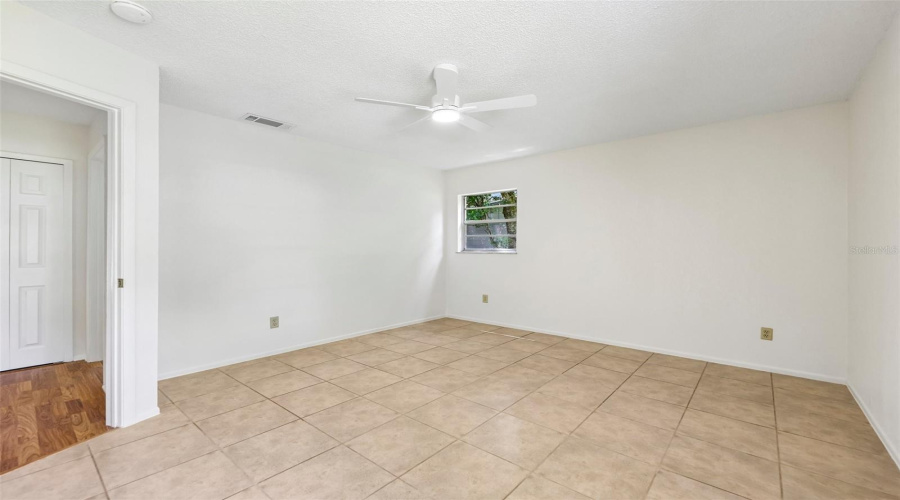 Sanford, Florida 32773, 3 Bedroom Bedrooms, ,1 Bathroombathrooms,Residential,For Sale,Loch Low,0,Mfro6436657