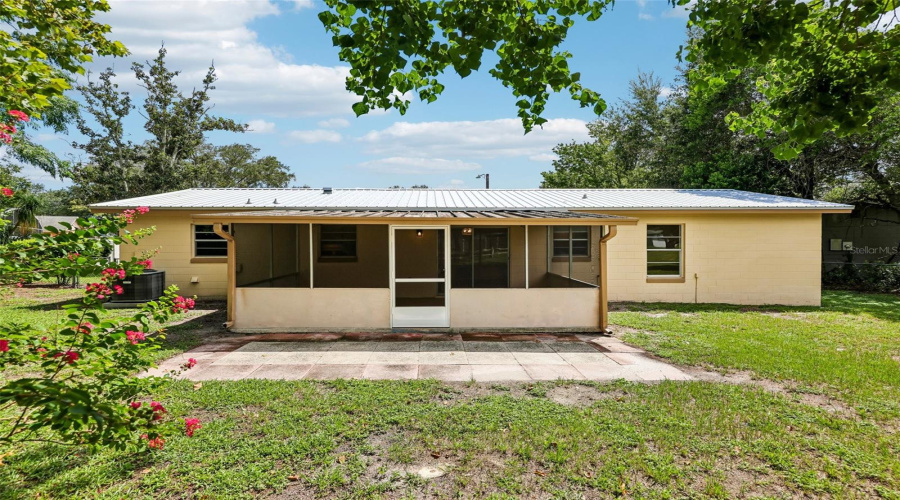 Sanford, Florida 32773, 3 Bedroom Bedrooms, ,1 Bathroombathrooms,Residential,For Sale,Loch Low,0,Mfro6436657
