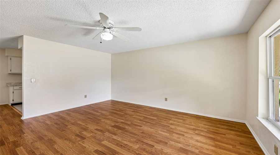 Sanford, Florida 32773, 3 Bedroom Bedrooms, ,1 Bathroombathrooms,Residential,For Sale,Loch Low,0,Mfro6436657