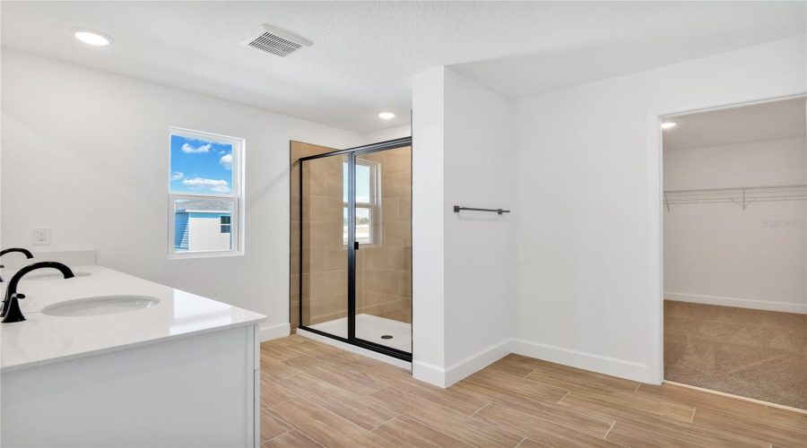 Tavares, Florida 32778, 5 Bedroom Bedrooms, ,3 Bathroombathrooms,Residential,For Sale,Waterstone,0,Mfrs5151828