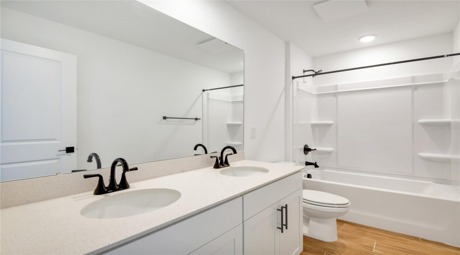 Tavares, Florida 32778, 5 Bedroom Bedrooms, ,3 Bathroombathrooms,Residential,For Sale,Waterstone,0,Mfrs5151828