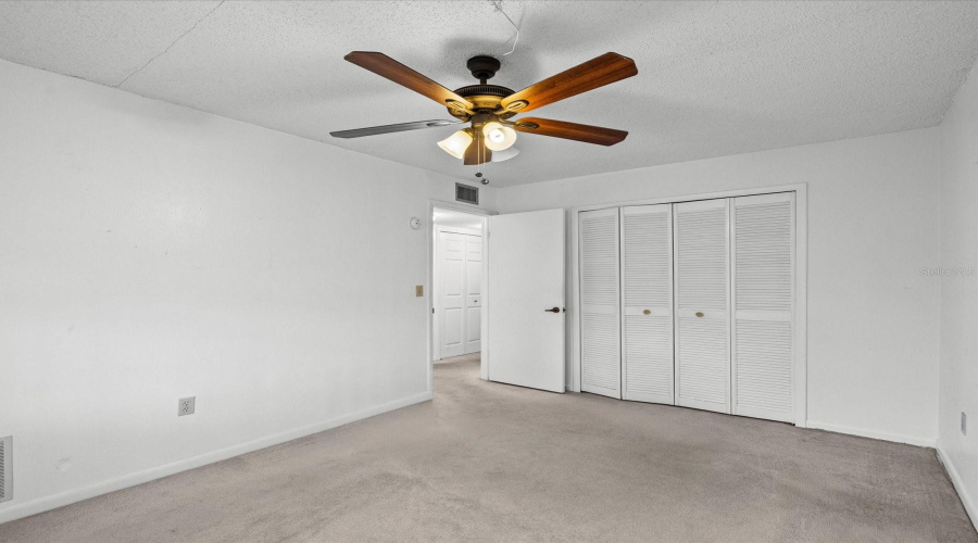 Clearwater, Florida 33761, 2 Bedroom Bedrooms, ,2 Bathroombathrooms,Residential,For Sale,Estancia,0,Mfrtb8541827