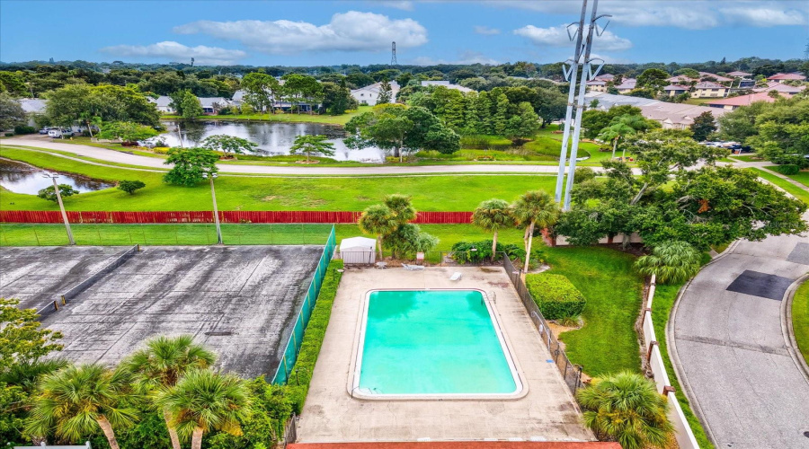 Clearwater, Florida 33761, 2 Bedroom Bedrooms, ,2 Bathroombathrooms,Residential,For Sale,Estancia,0,Mfrtb8541827