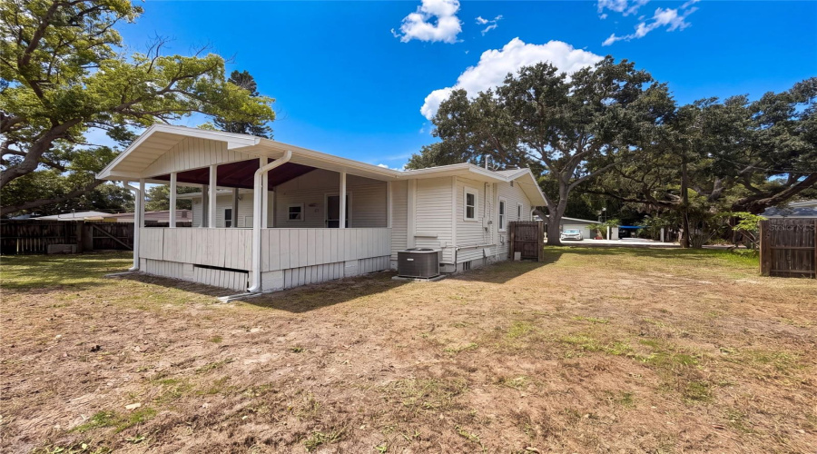 Dunedin, Florida 34698, 3 Bedroom Bedrooms, ,2 Bathroombathrooms,Residential,For Sale,Acropolis,0,Mfro6432858