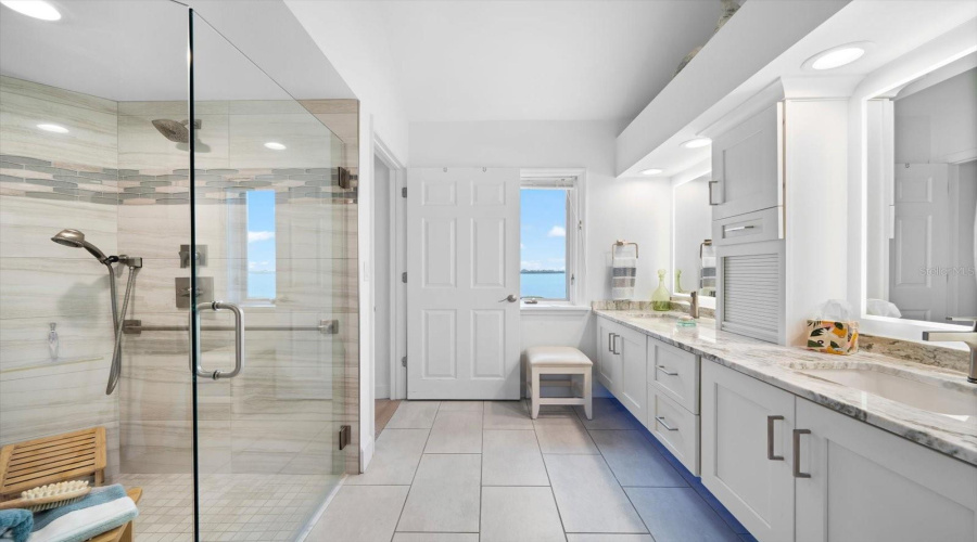 Bradenton, Florida 34210, 2 Bedroom Bedrooms, ,2 Bathroombathrooms,Residential,For Sale,Tidy Island,0,Mfra4674328