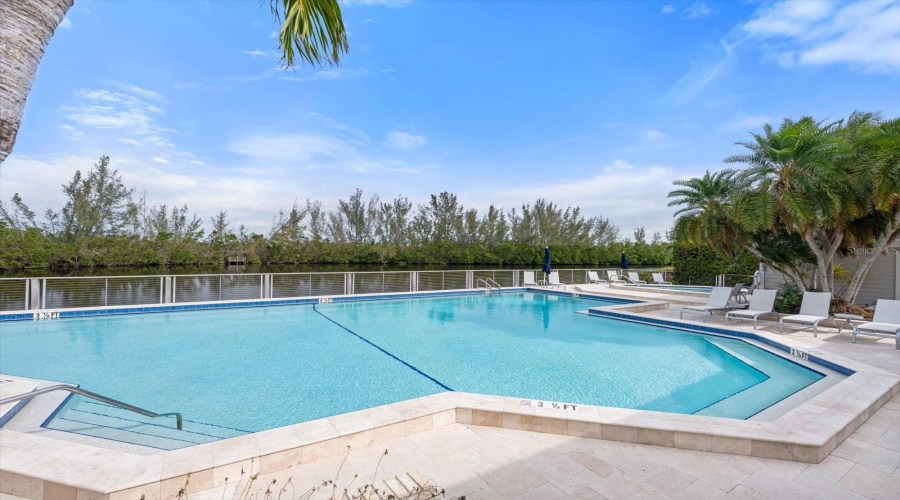 Bradenton, Florida 34210, 2 Bedroom Bedrooms, ,2 Bathroombathrooms,Residential,For Sale,Tidy Island,0,Mfra4674328