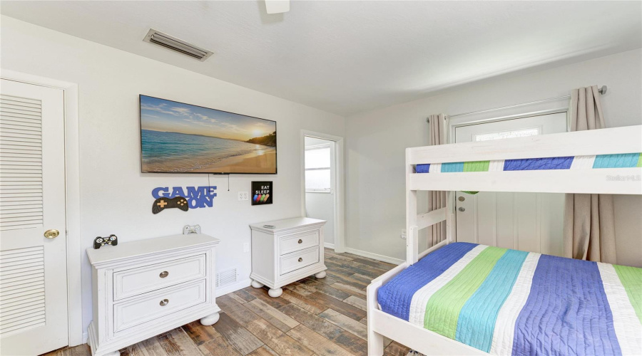 Bradenton, Florida 34205, 3 Bedroom Bedrooms, ,3 Bathroombathrooms,Residential,For Sale,21St,0,Mfra4703806