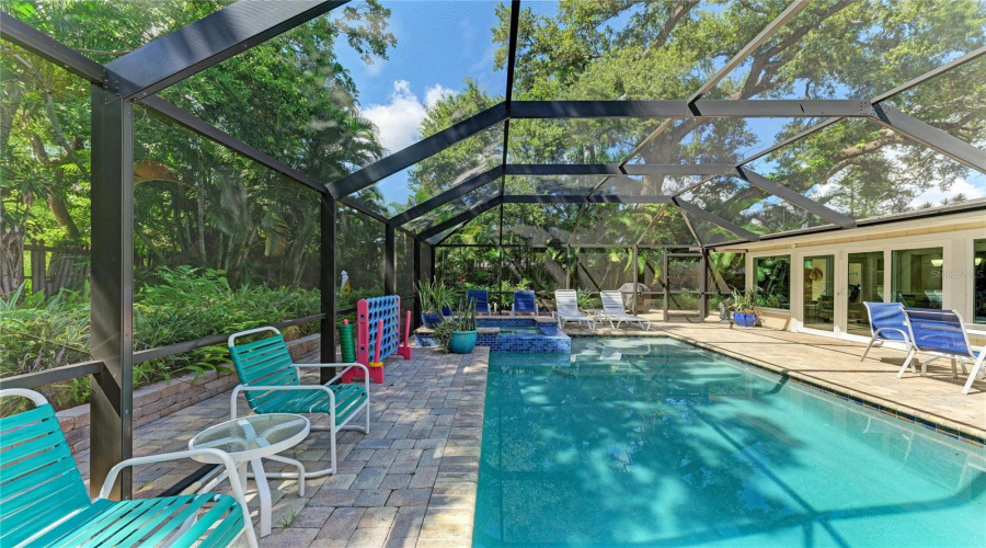 Bradenton, Florida 34205, 3 Bedroom Bedrooms, ,3 Bathroombathrooms,Residential,For Sale,21St,0,Mfra4703806
