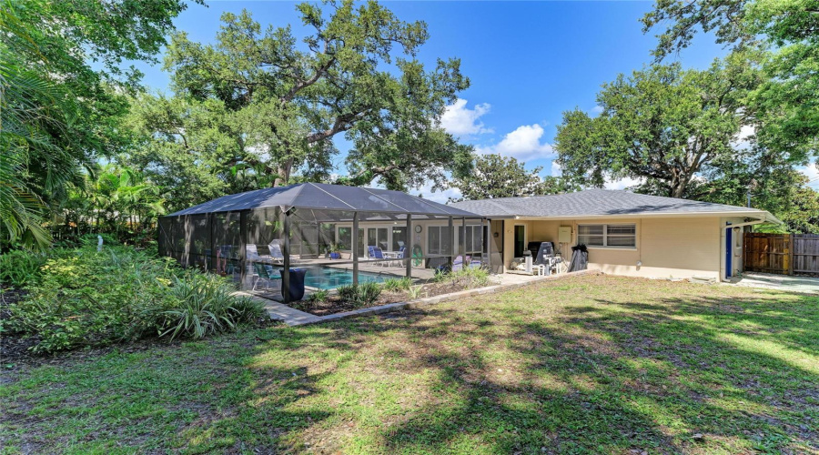 .27Acre Yard