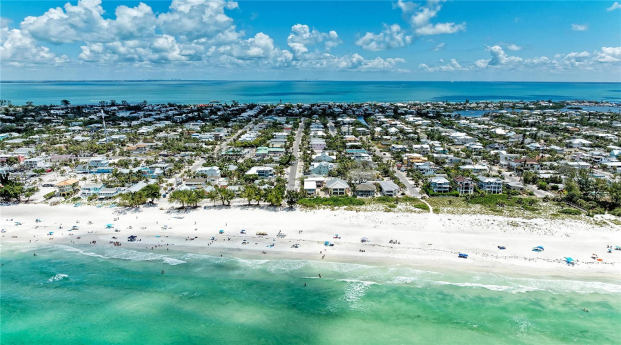 Bradenton, Florida 34205, 3 Bedroom Bedrooms, ,3 Bathroombathrooms,Residential,For Sale,21St,0,Mfra4703806