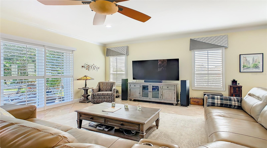 Kissimmee, Florida 34759, 3 Bedroom Bedrooms, ,2 Bathroombathrooms,Residential,For Sale,Glendora,0,Mfrfc319708