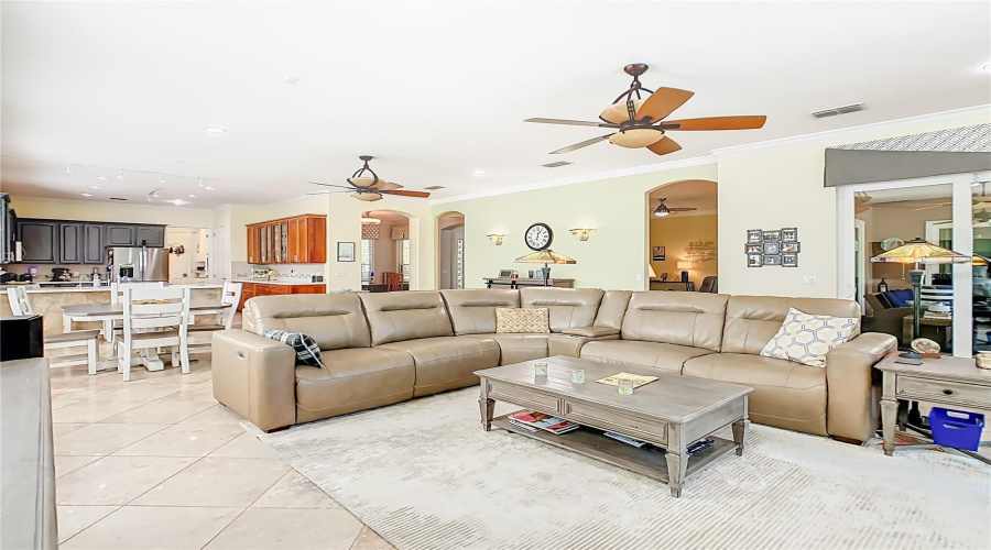 Kissimmee, Florida 34759, 3 Bedroom Bedrooms, ,2 Bathroombathrooms,Residential,For Sale,Glendora,0,Mfrfc319708