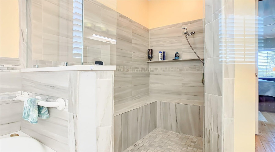 Kissimmee, Florida 34759, 3 Bedroom Bedrooms, ,2 Bathroombathrooms,Residential,For Sale,Glendora,0,Mfrfc319708