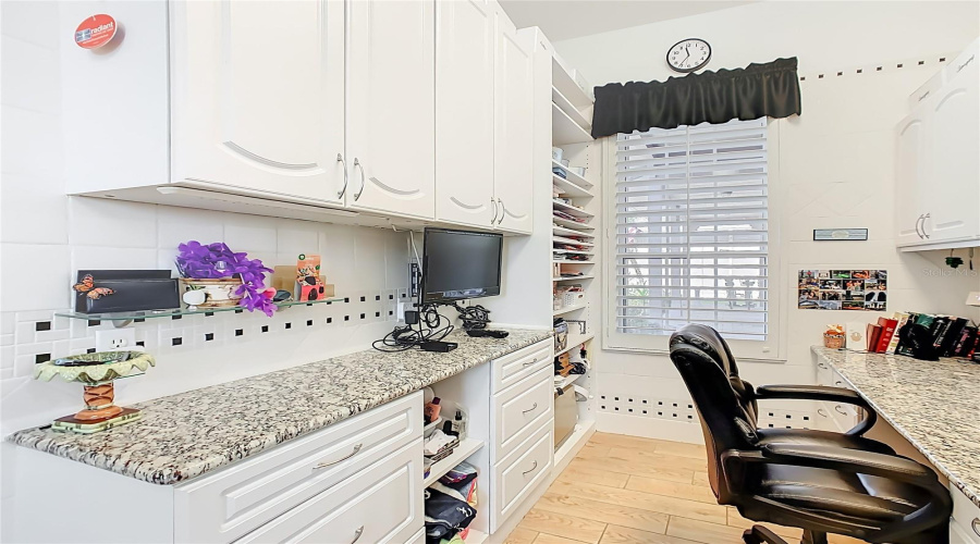 Kissimmee, Florida 34759, 3 Bedroom Bedrooms, ,2 Bathroombathrooms,Residential,For Sale,Glendora,0,Mfrfc319708