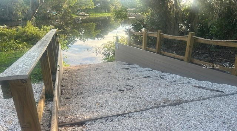 Canoe And Kayak Launch Into The Braden River!!