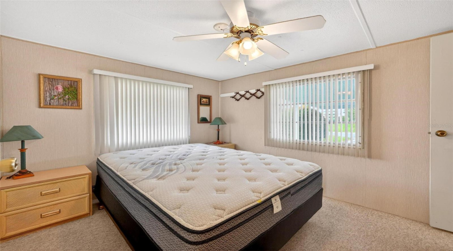 Tavares, Florida 32778, 3 Bedroom Bedrooms, ,2 Bathroombathrooms,Residential,For Sale,Hickory,0,Mfrg5109523