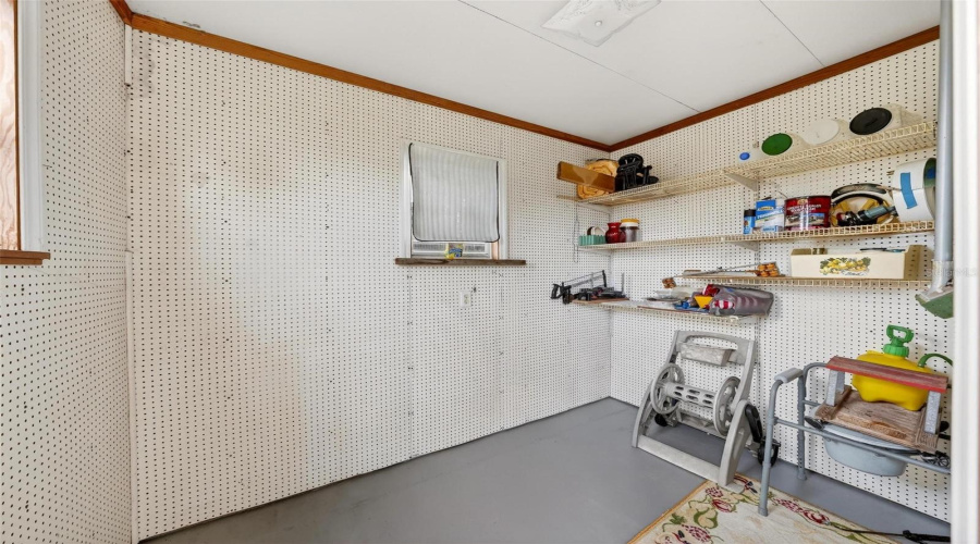 Tavares, Florida 32778, 3 Bedroom Bedrooms, ,2 Bathroombathrooms,Residential,For Sale,Hickory,0,Mfrg5109523