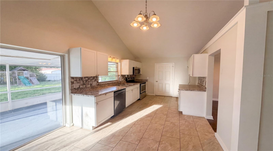 Deltona, Florida 32725, 3 Bedroom Bedrooms, ,2 Bathroombathrooms,Residential,For Sale,Fruitland,0,Mfro6415149