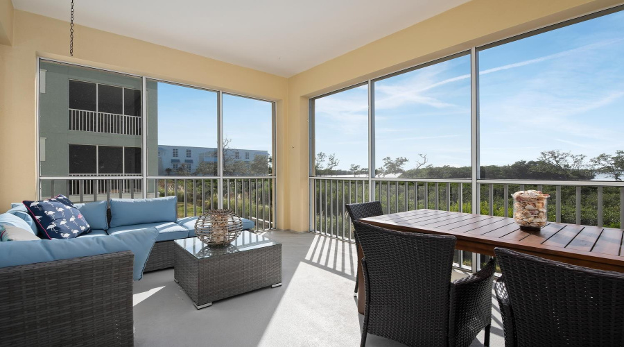Screened In Lanai