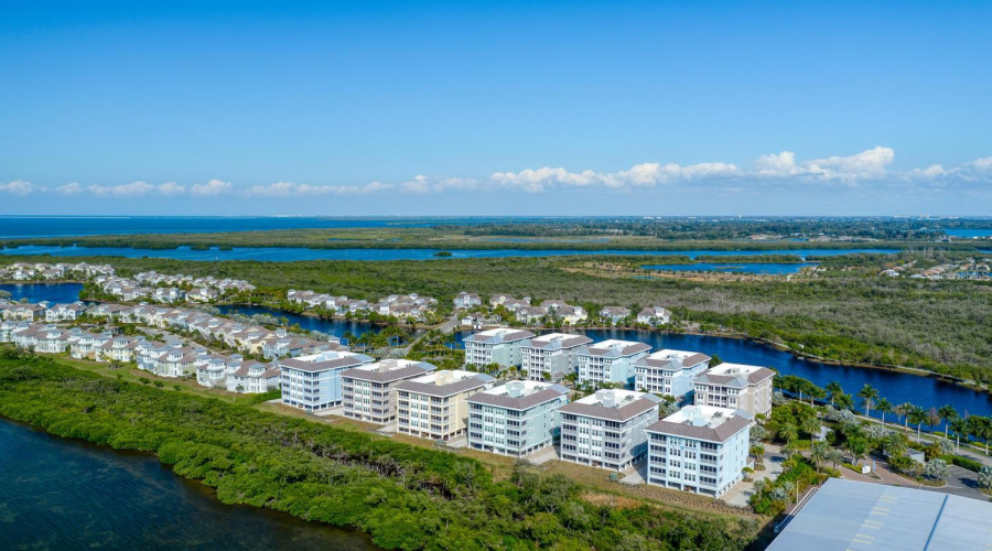 Bradenton, Florida 34209, 3 Bedroom Bedrooms, ,3 Bathroombathrooms,Residential,For Sale,Aruba,0,Mfra4703911